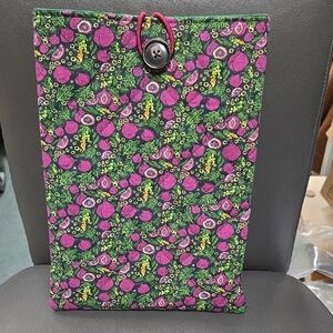 Crafty & Posh Fig Themed Quilted Book/Tablet Sleeve